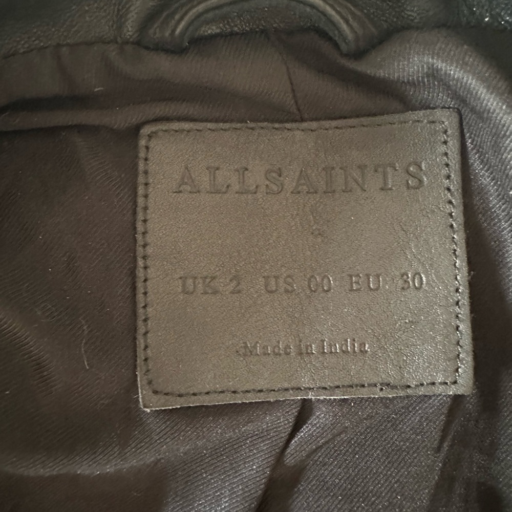 Jacket - Picture 3 of 4
